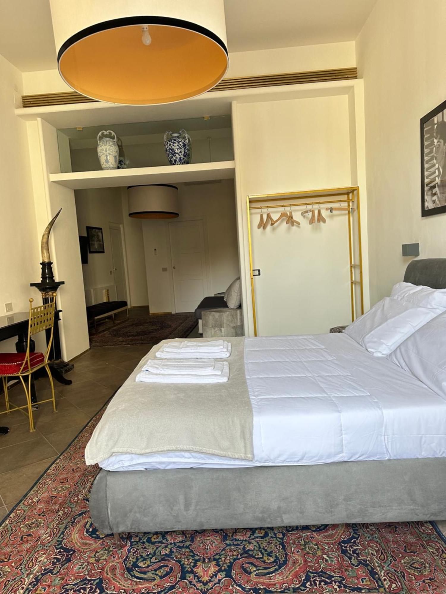 Pb Suites Florens Rum bild